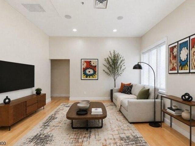 Condo for sale in Downtown, Hoboken