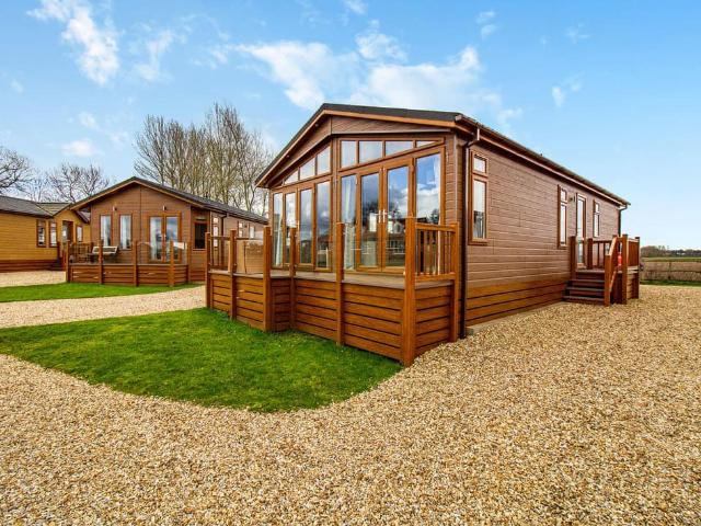 Park Home for sale in Swinethorpe, North Kesteven