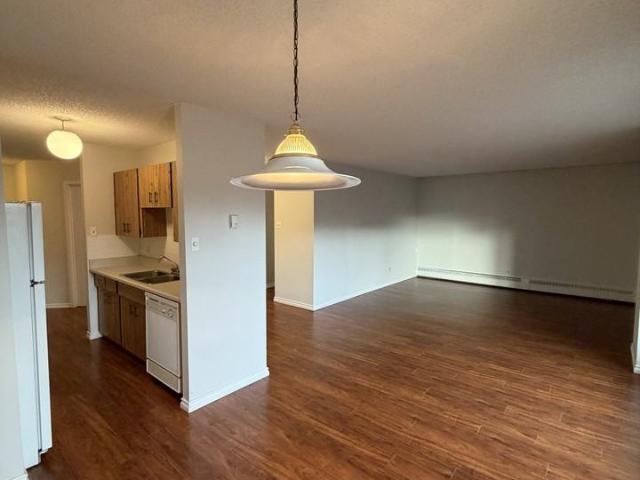 House for rent in Wedgewood, Alberta