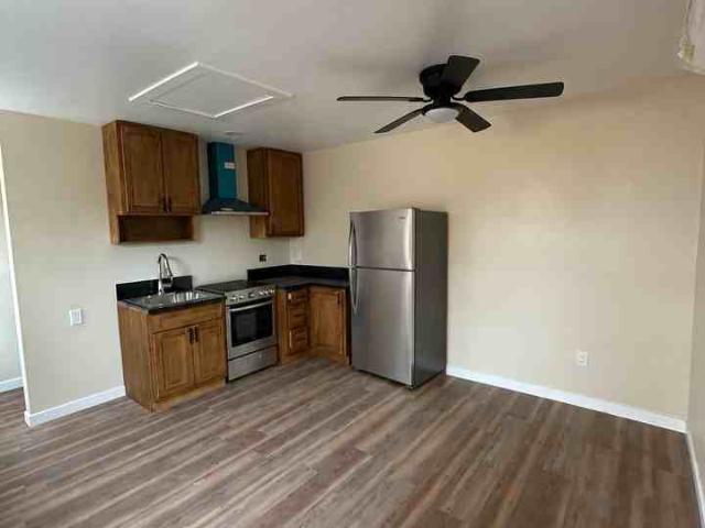 House for rent in Hyde Park, Los Angeles