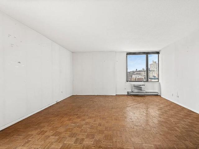 House for rent in Arverne, New York
