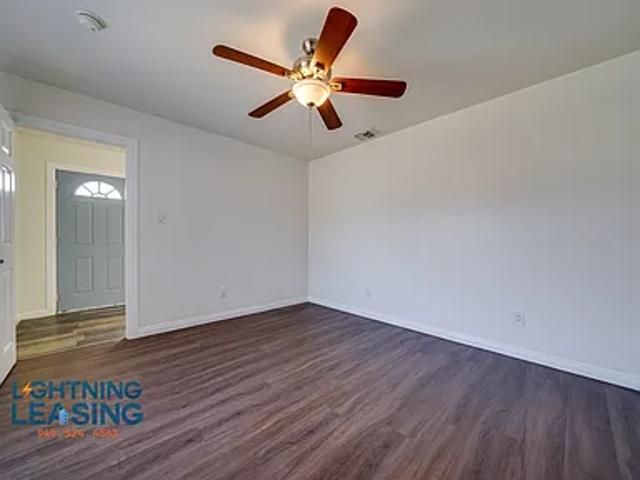 House for rent in Canoga Park, California