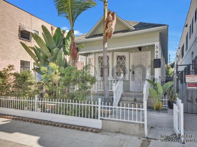 House for rent in Long Beach, California