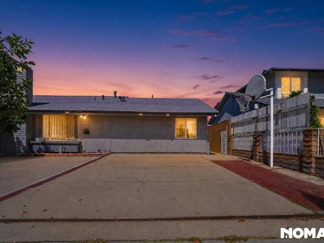 House for rent in Canoga Park, California