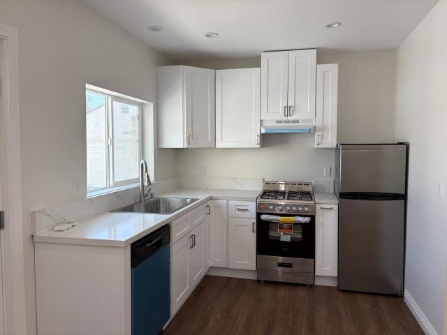 House for rent in Canoga Park, California