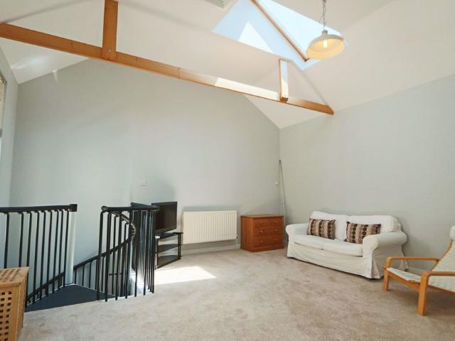 House for rent in Soundwell, Kingswood