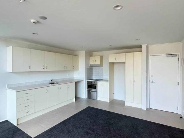 Apartment for rent in Oratia