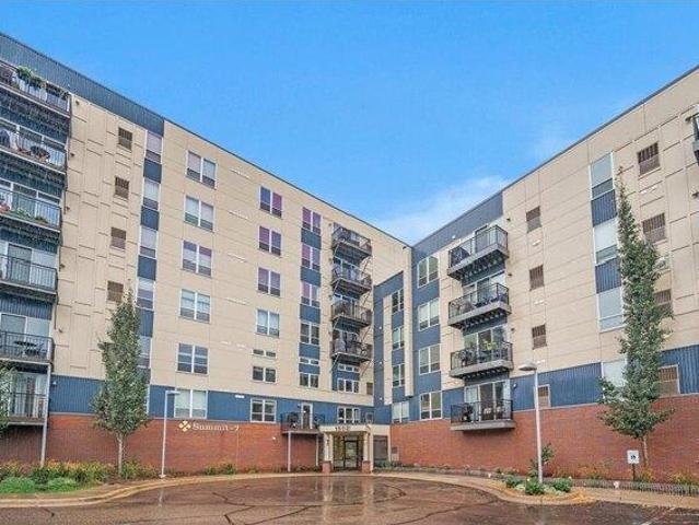 Condo for sale in Hennepin, Minnesota