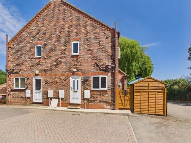 House for sale in Norton-on-derwent, North Yorkshire