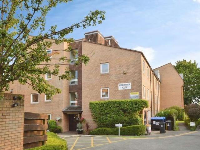 House for sale in Horsell, Woking