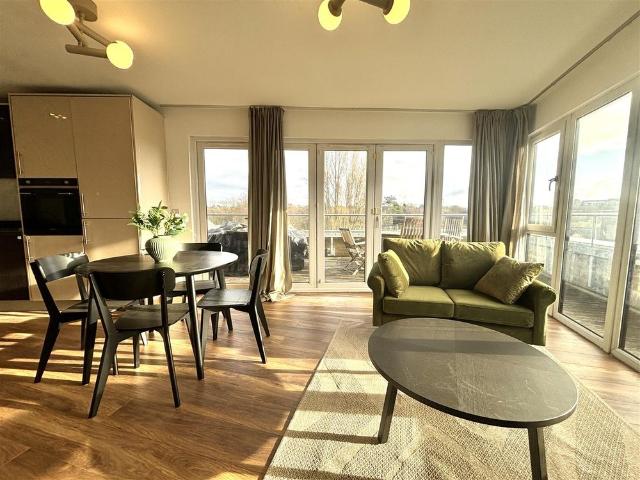 House for rent in Denham