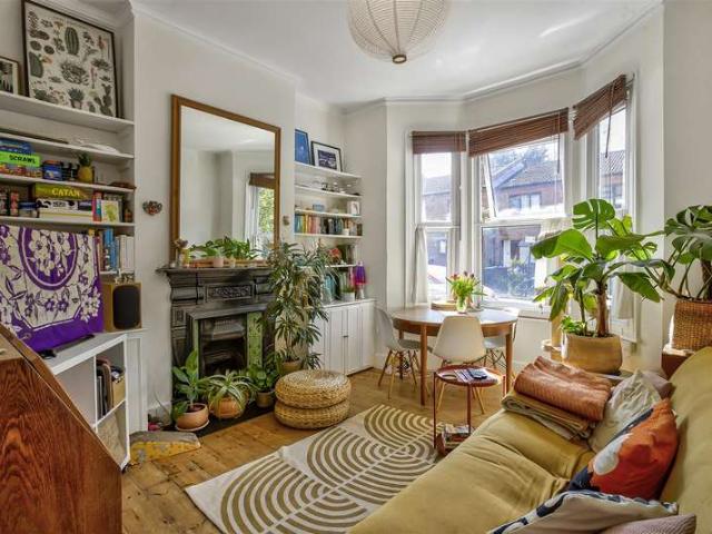 House for sale in Stockwell, Greater London