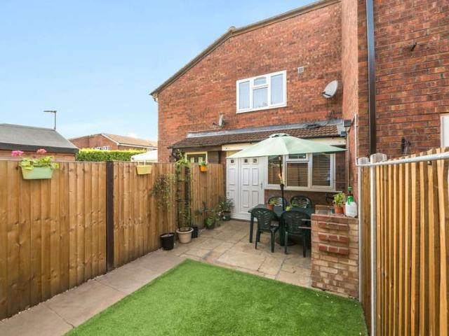 House for sale in Upper Halliford, Spelthorne