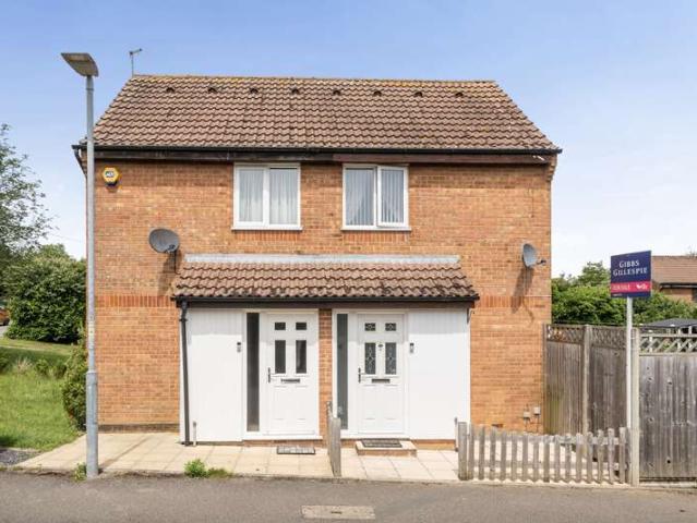 House for sale in Batchworth, Hertfordshire
