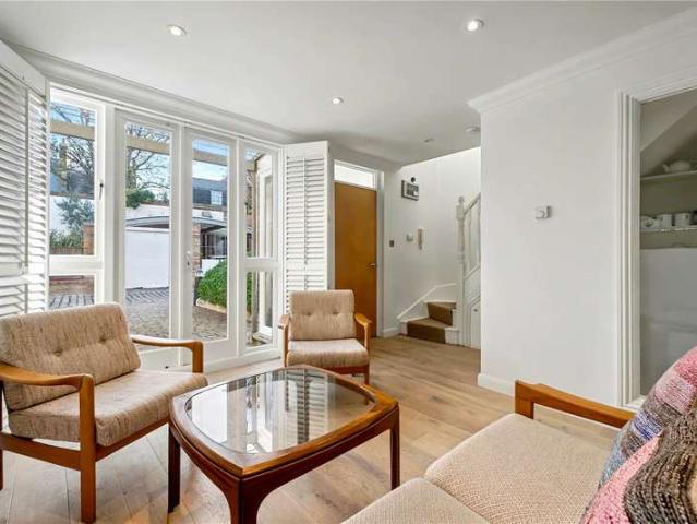 House for sale in Barnsbury, Greater London
