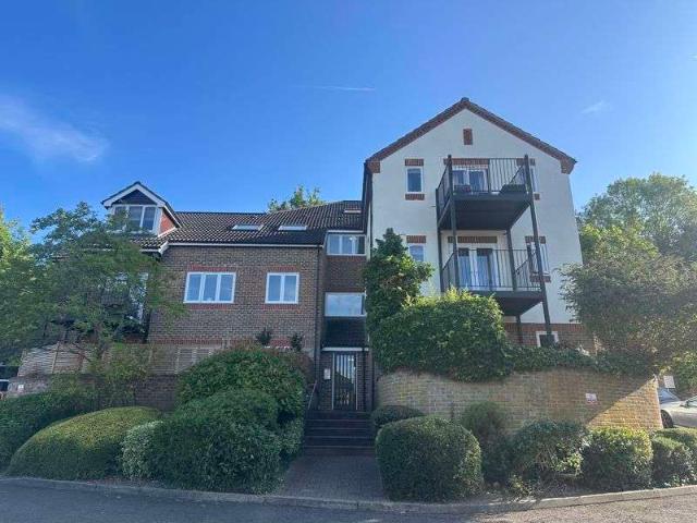 House for rent in Chepping Wycombe, Flackwell Heath