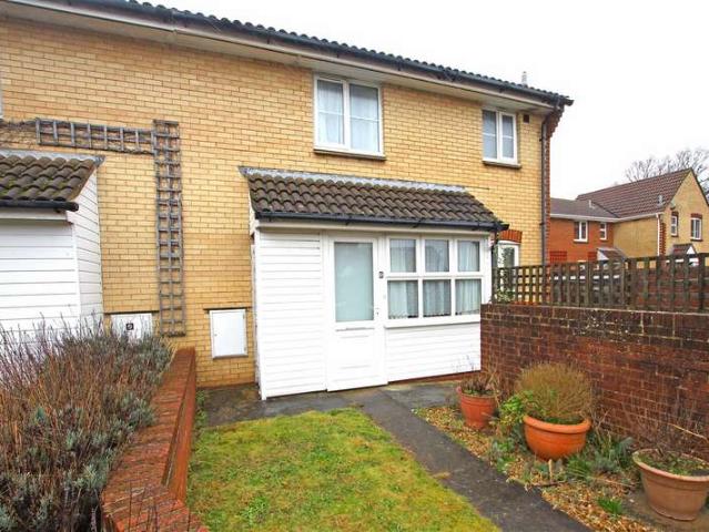 House for rent in Throop, Bournemouth