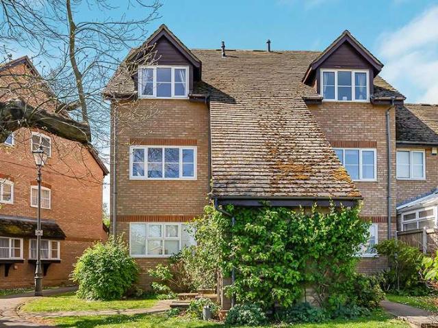 House for sale in Hertford, Colliers End