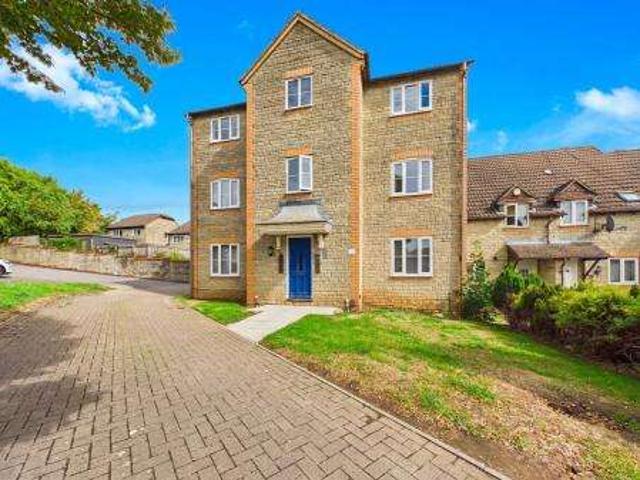 House for sale in Cadbury Heath, South Gloucestershire