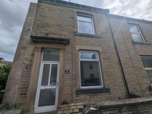 House for sale in Brighouse, West Yorkshire