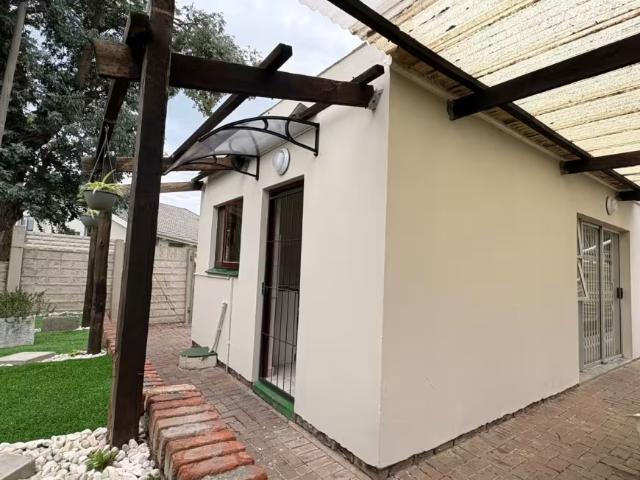 House for rent in Beacon Bay, East London