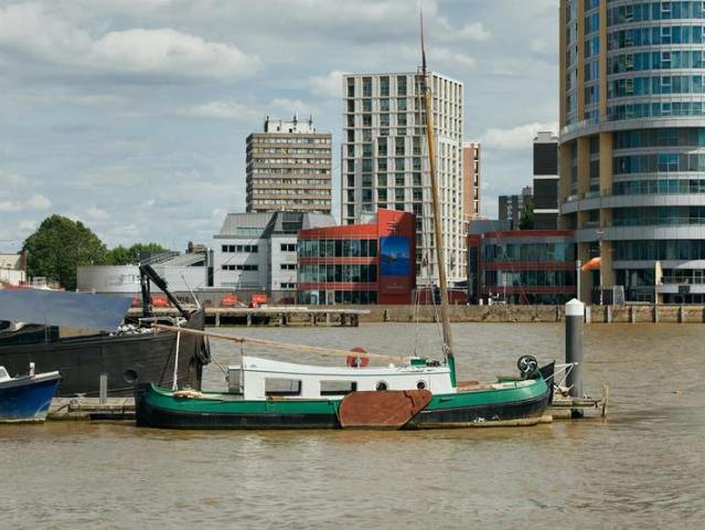 House for sale in Imperial Wharf, Greater London