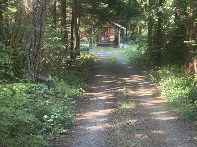 House for rent in Bowen Island, British Columbia
