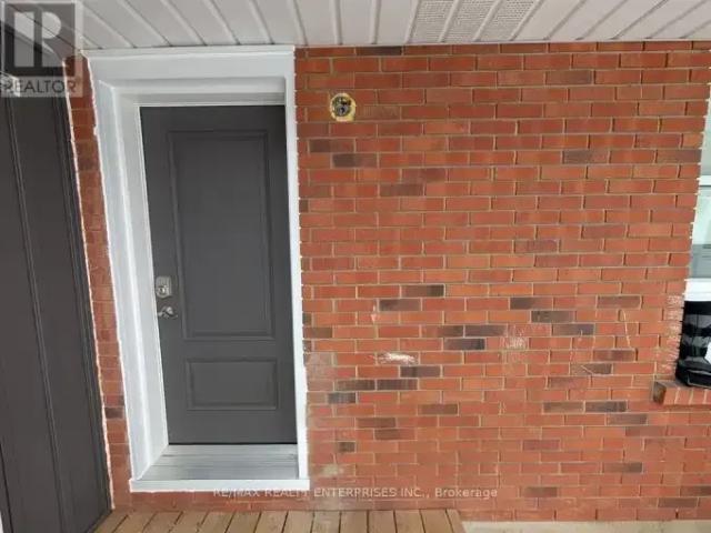 House for rent in Burlington, Ontario