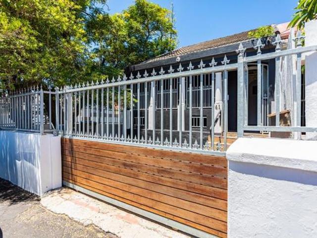 House for sale in Cape Town, Western Cape