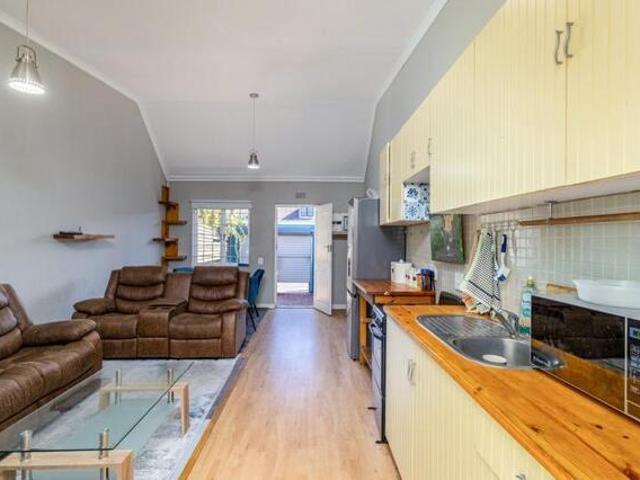 House for sale in Cape Town, Western Cape