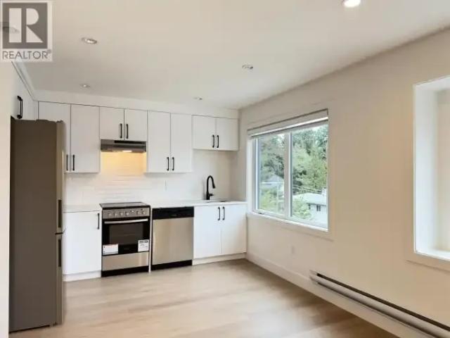 House for rent in Austin Heights, Coquitlam