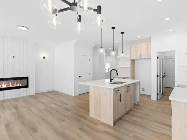 House for rent in Wedgewood, Alberta