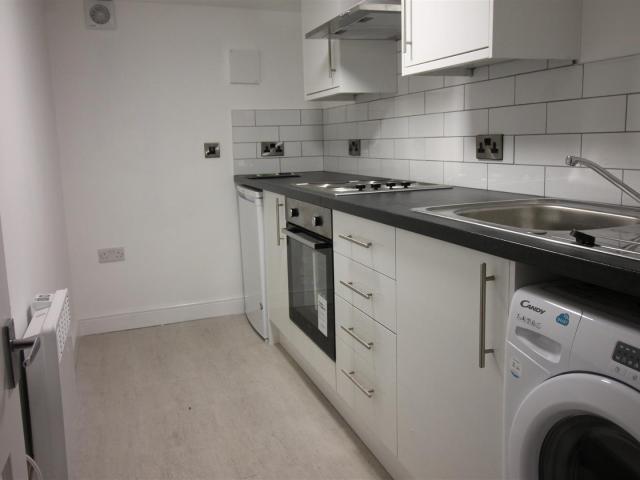 House for rent in Hyde Park, West Yorkshire