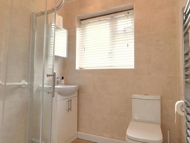 House for rent in Navestock Side