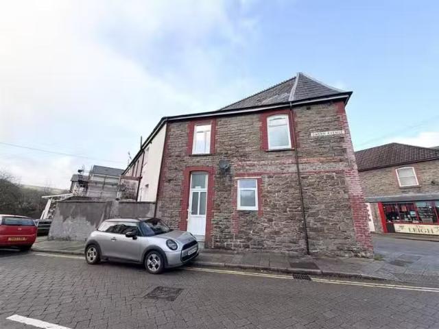 House for rent in Caerphilly, Wales
