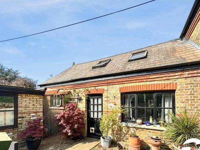 House for rent in Hawley, Monks Orchard