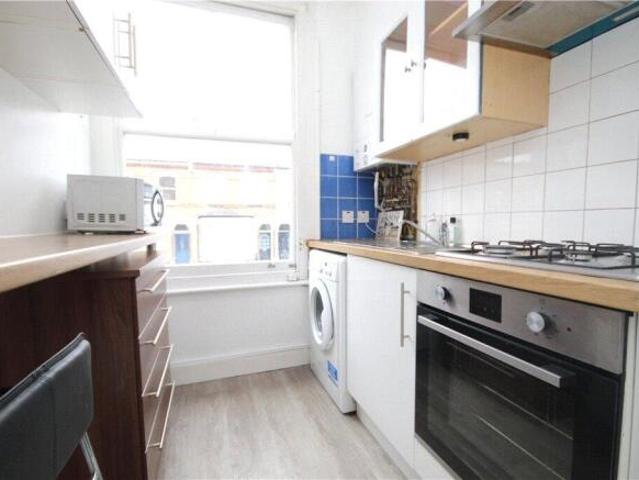 House for rent in Cat Hill