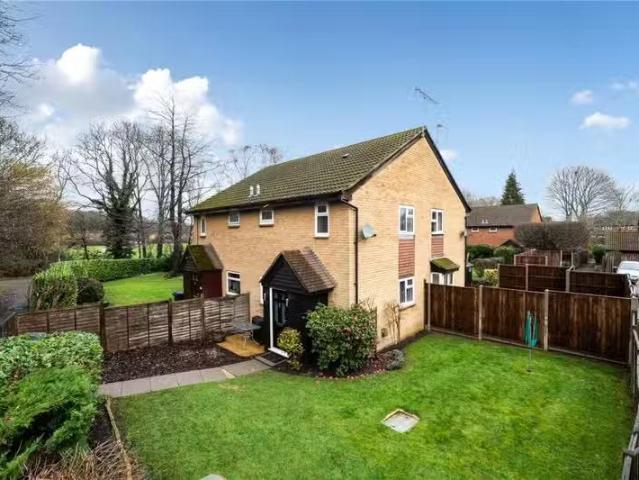 House for rent in Horsell, Woking