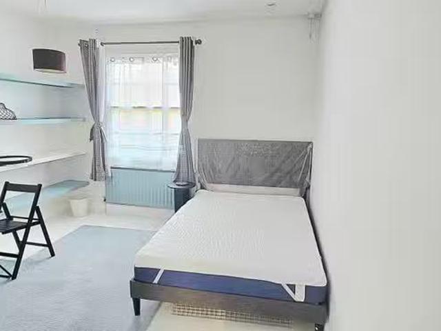 House for rent in Enfield, Greater London
