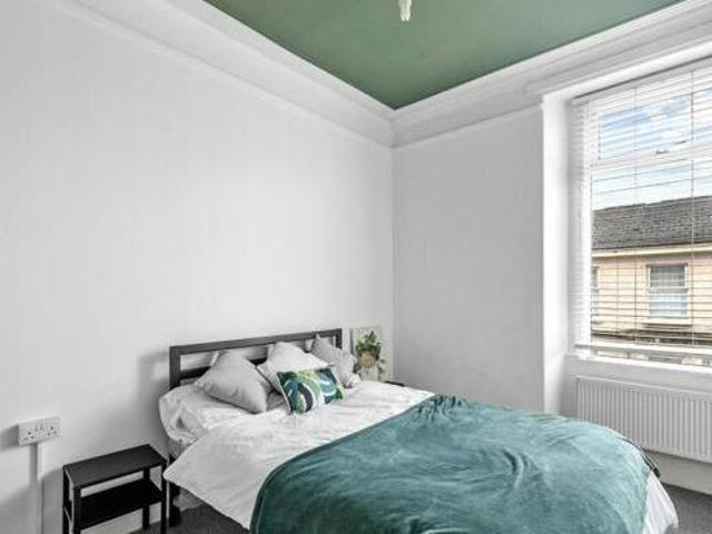 House for rent in Stonehouse, School House
