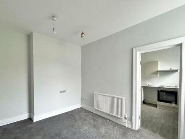 House for rent in Stonehouse, School House