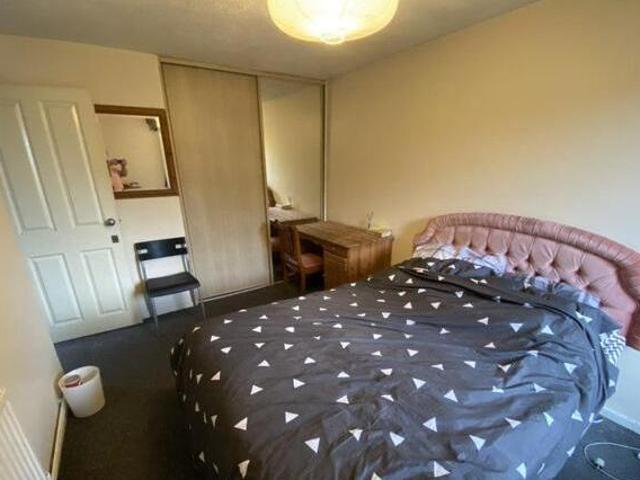 House for rent in Sutton Green, Woking