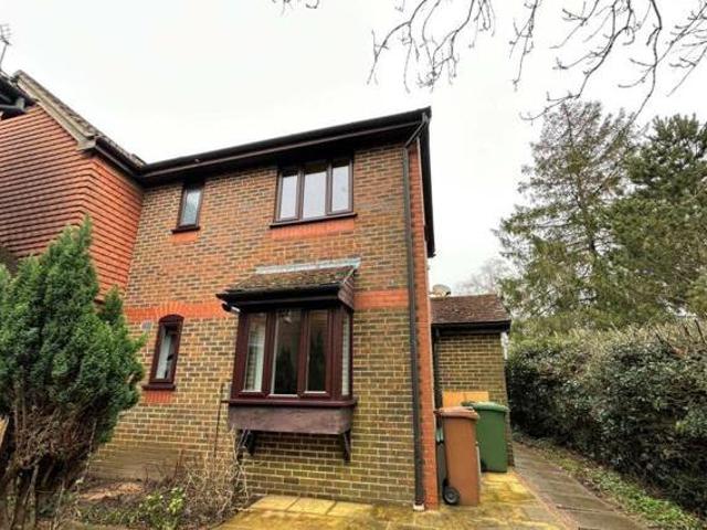 House for rent in Hawkenbury, Sandown Park