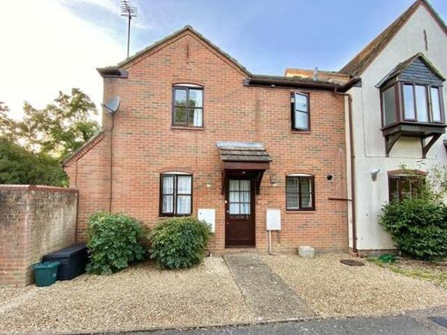 House for rent in Uxbridge, Greater London
