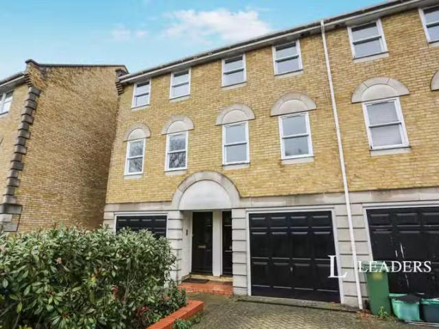 House for rent in Beckenham, Greater London