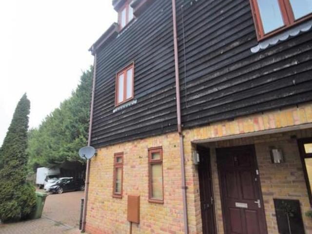 House for rent in Lyons, Greater London