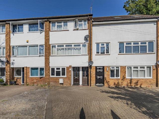 House for sale in Clewer Village, Windsor