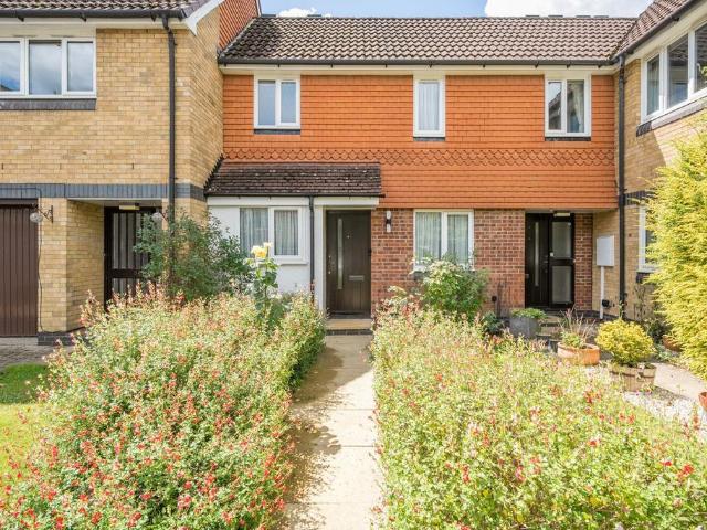 House for sale in Goldsworth Park, Woking