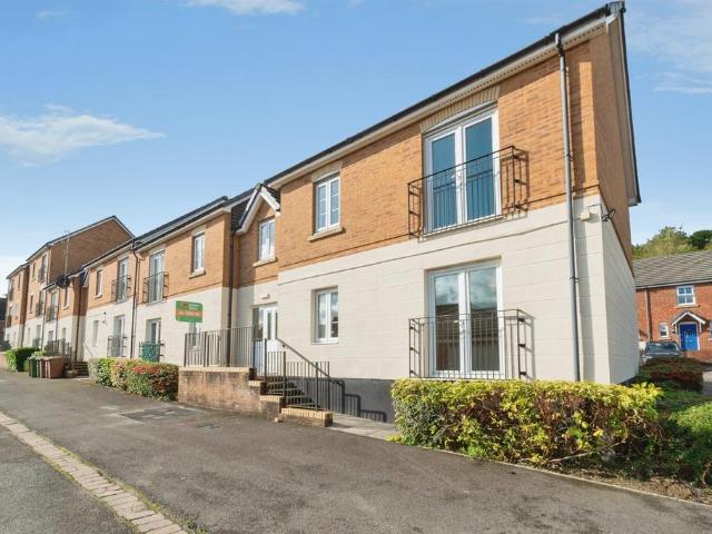House for sale in Tredomen, Cefn Fforest