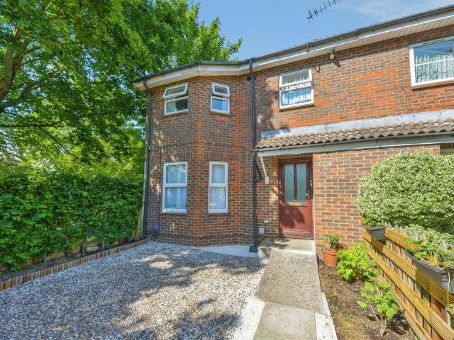 House for sale in Fretherne, Hertfordshire